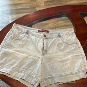 Gloria Vanderbilt Gray Cargo Shorts Casual Comfort